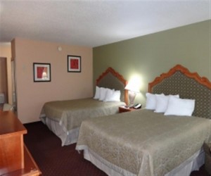 2 Queen Bed Non Smoking