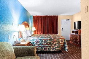 King Bed Accessible Smoking